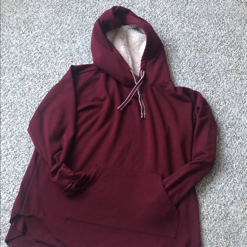 XL Maurice’s sweatshirt